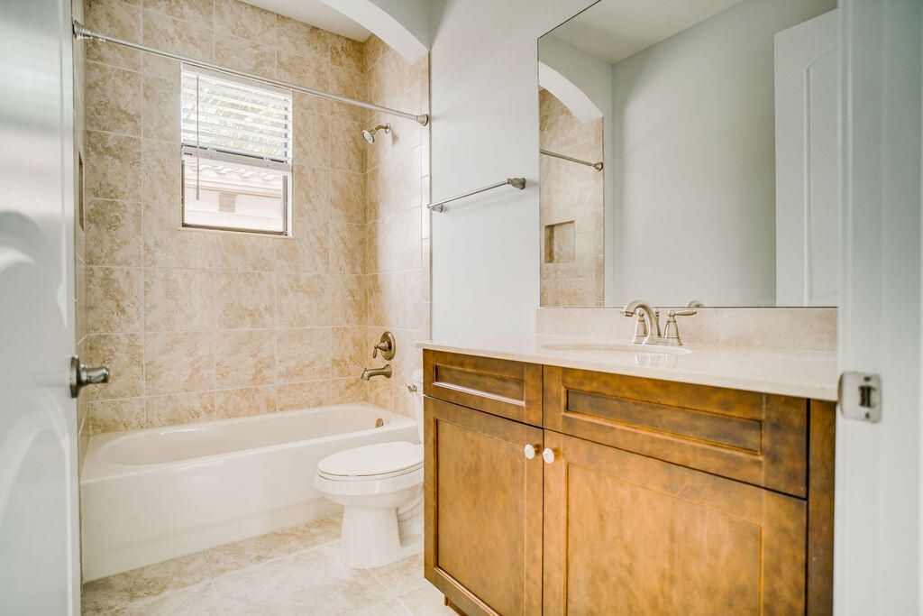 170 Calmo Circle, Port Saint Lucie, FL 34984 Photo