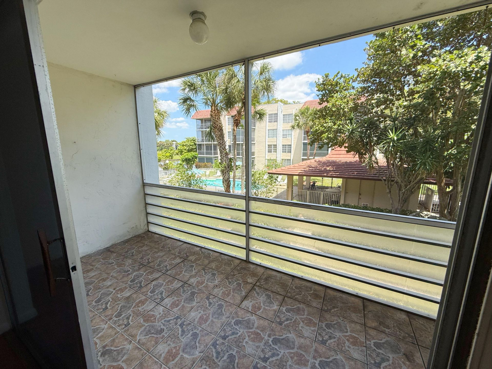 3776 Inverrary Boulevard, Unit 204r, Lauderhill, FL 33319 Photo