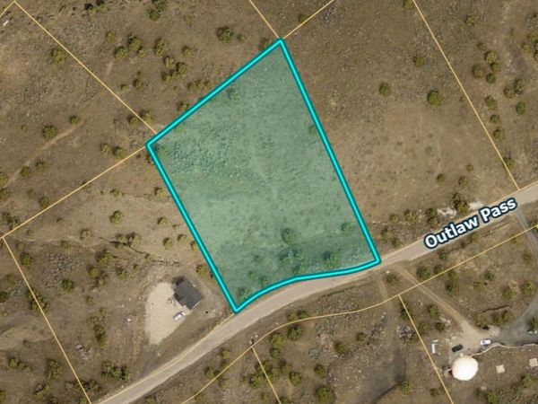 TBD Outlaw Pass, MENAN, ID 83434