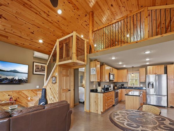 10422 W Lake Road, Rice, MN 56367