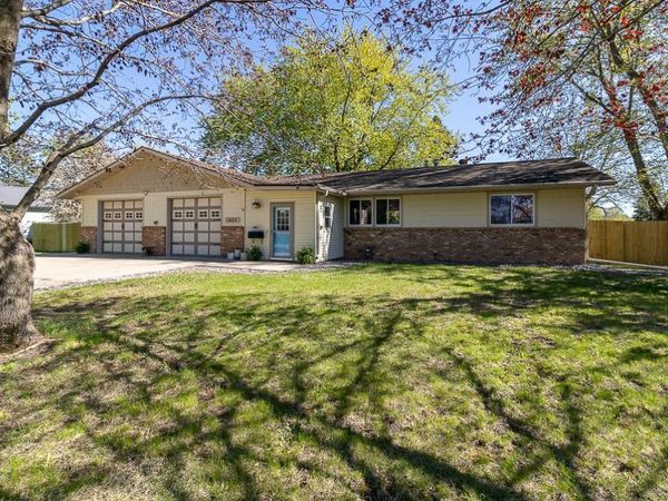 1425 Rice Lake Street , Owatonna, MN 55060