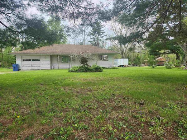 4130 S Whitley Road, South Whitley, IN 46787