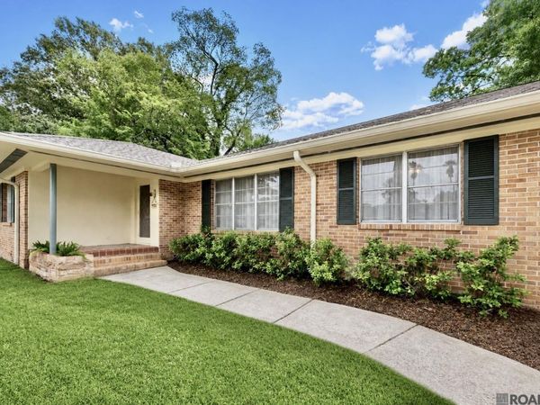 9372 Woodbine Dr, Baton Rouge, LA 70815