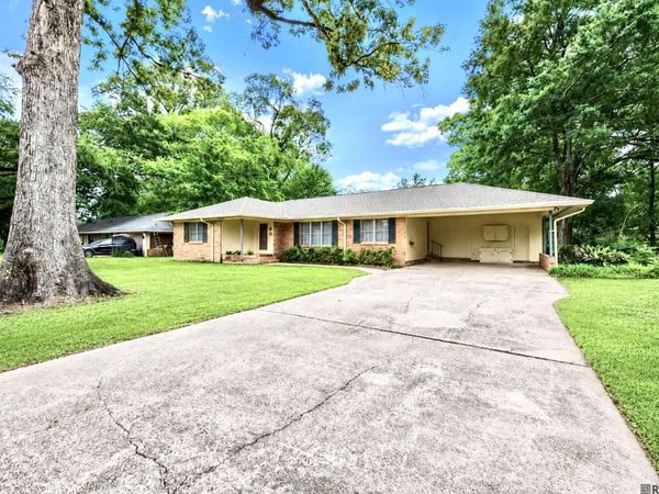9372 Woodbine Dr, Baton Rouge, LA 70815