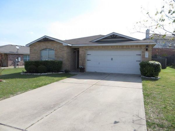 918 W South ST , Leander, TX 78641