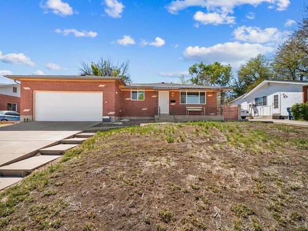 24 Radcliff Lane, Pueblo, CO 81005