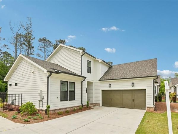 491 Pearl Street , Cumming, GA 30040