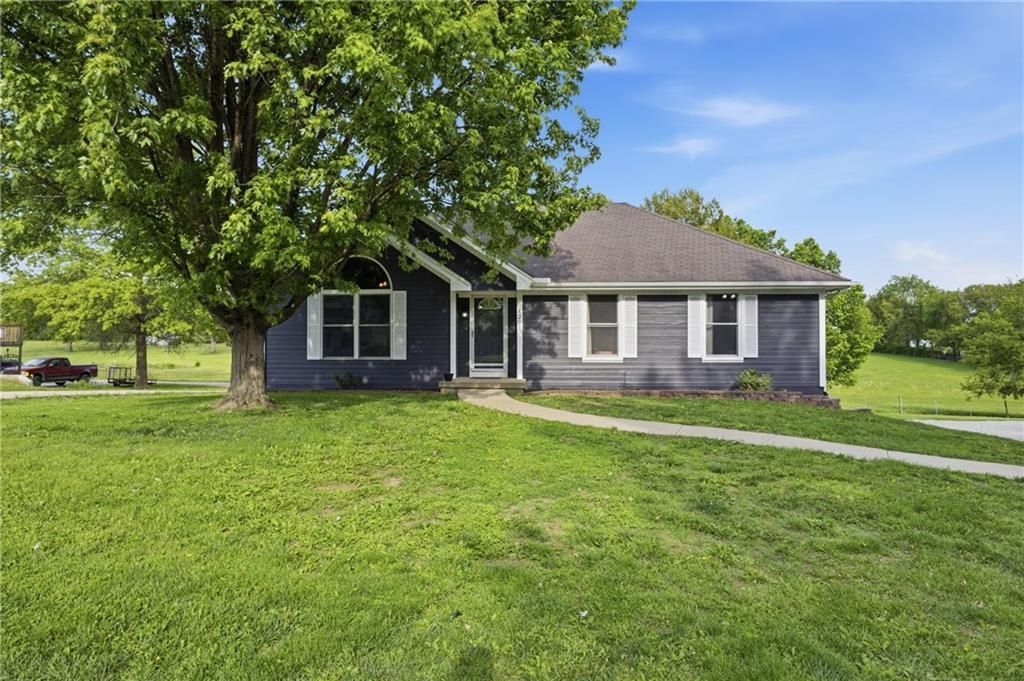 1201 S Oak Street, Plattsburg, MO 64477 Main Photo