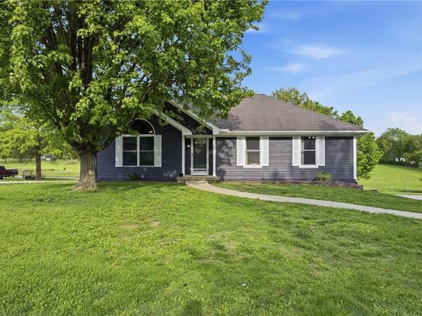 1201 S OAK Street, Plattsburg, MO 64477