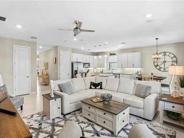 2077 Hamlin ST , NAPLES, FL 34120