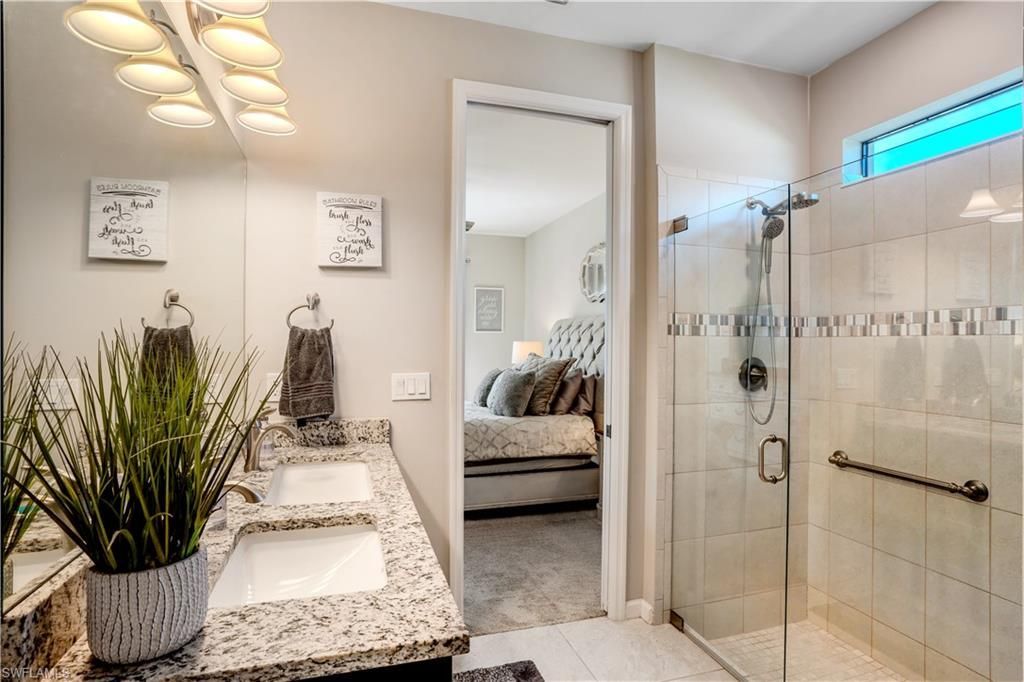 2077 Hamlin St, Naples, FL 34120 Photo