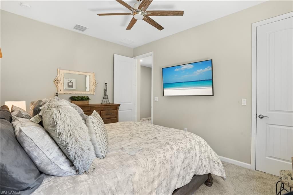 2077 Hamlin St, Naples, FL 34120 Photo