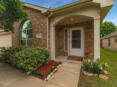 4021 Diamond Ridge Drive, Fort Worth, TX 76244