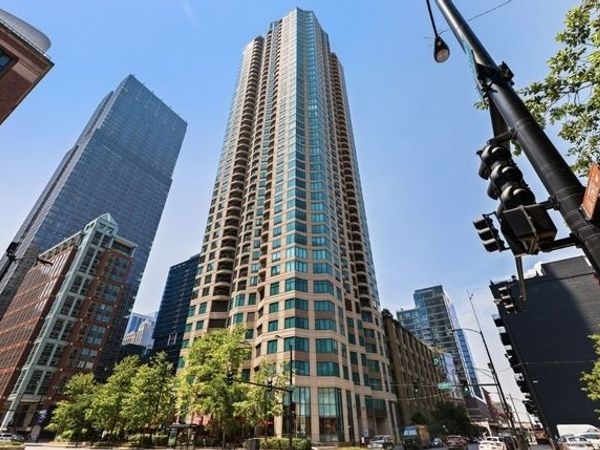 400 N La Salle Drive , Unit 3001, Chicago, IL 60654