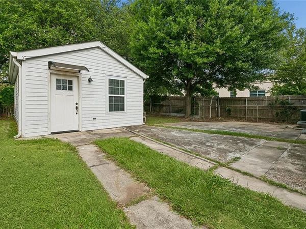 300 MAINE Street , Unit B, Jefferson, LA 70121