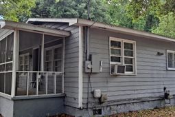 2402 Winyah St.  photo 4