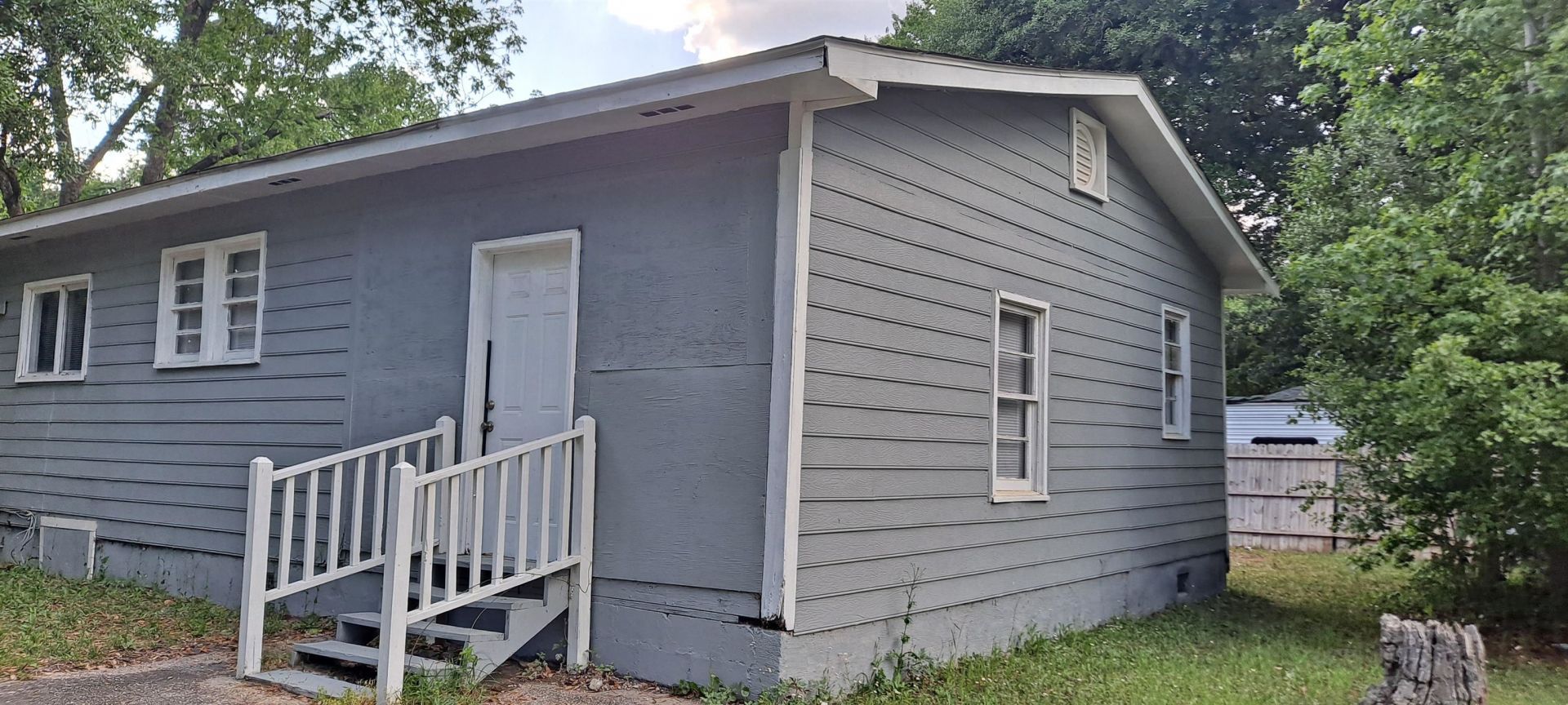 2402 Winyah St.  Photo 3