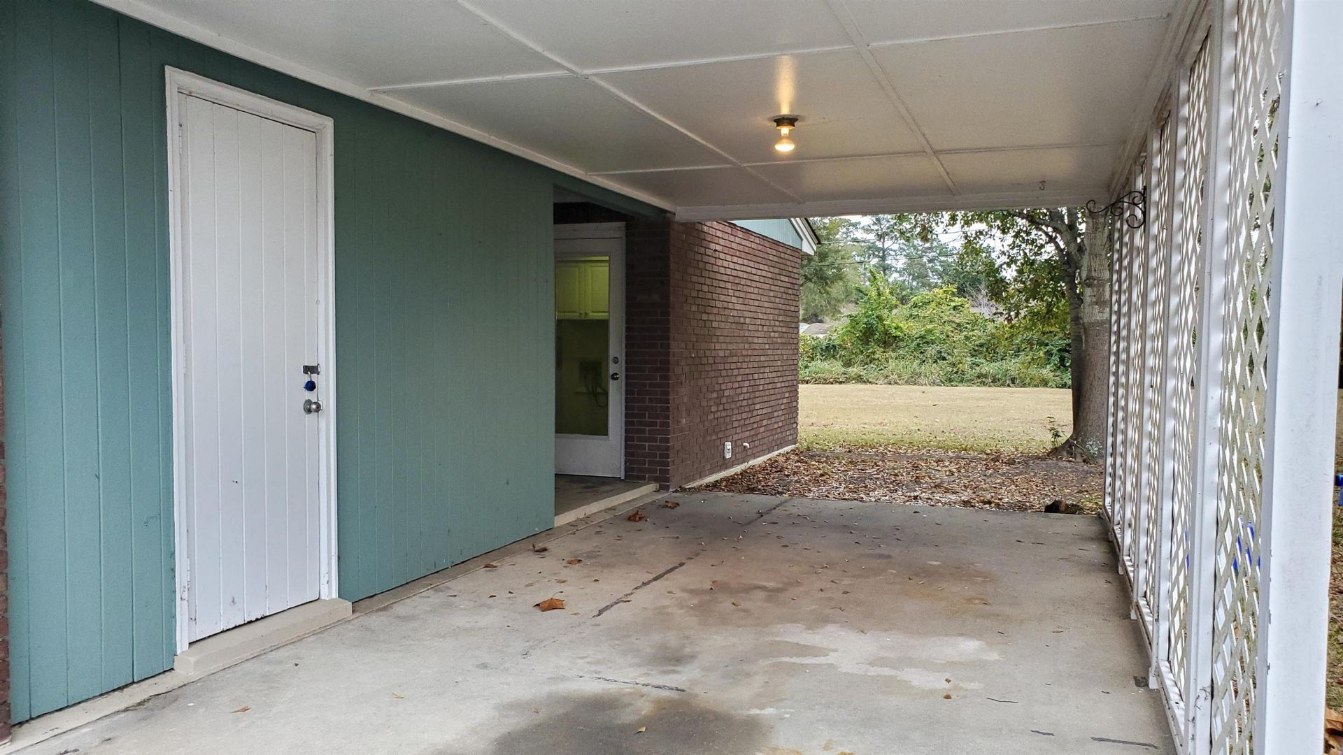 666 Mallard Lake Dr. Photo 20