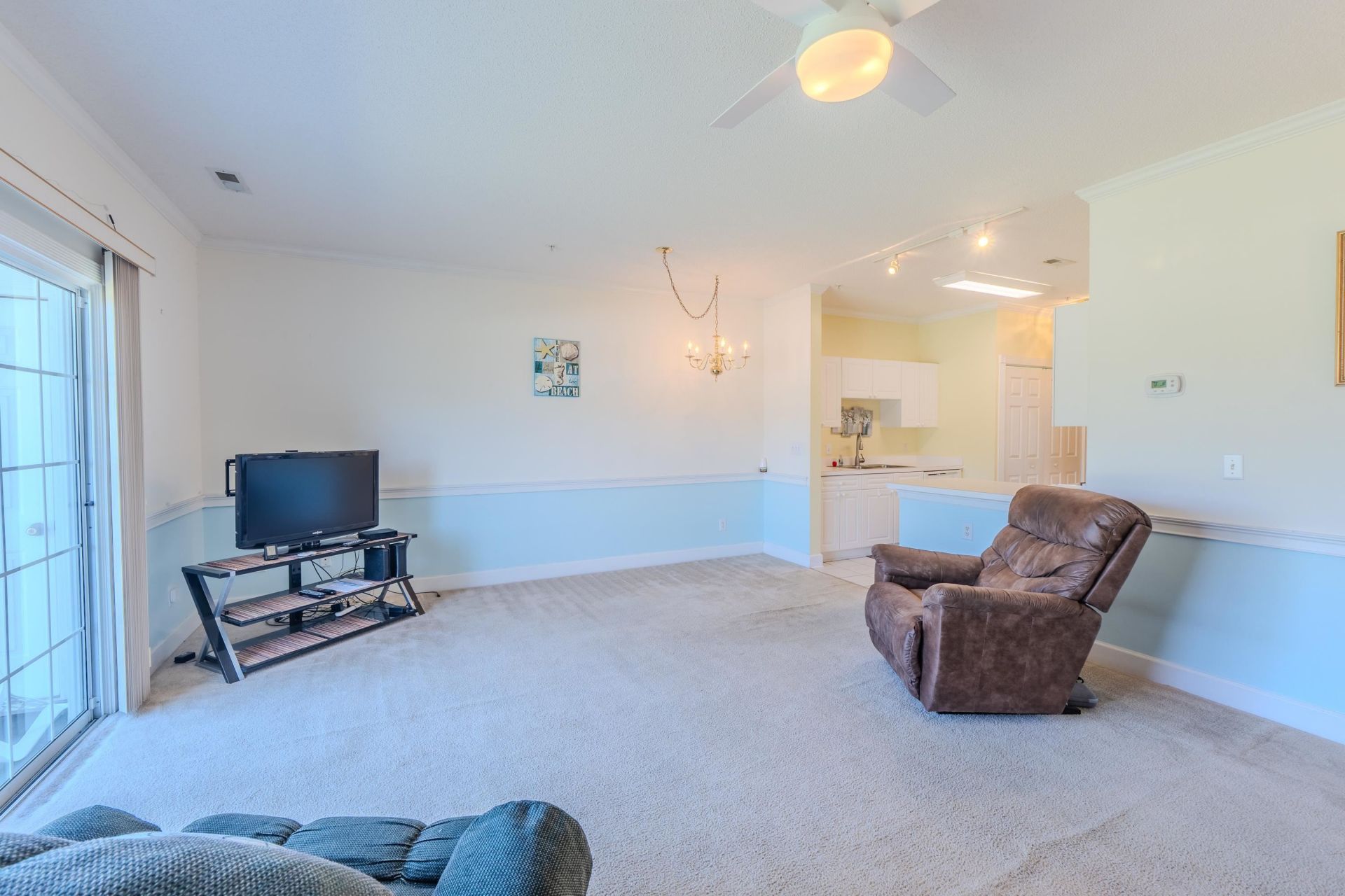 4879 Dahlia Ct. Photo 11