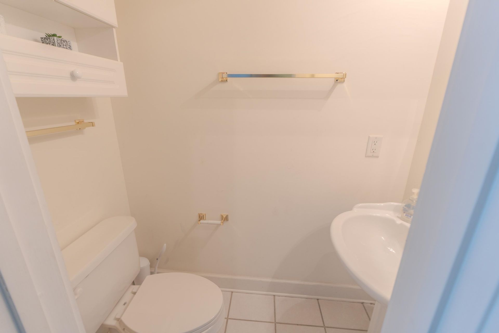 4879 Dahlia Ct. Photo 6