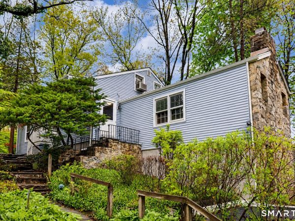 50 Valleywood, Greenwich, CT 06807