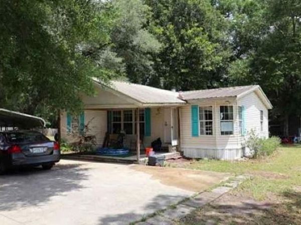 8877 High Bridge Road , Midway, FL 32343