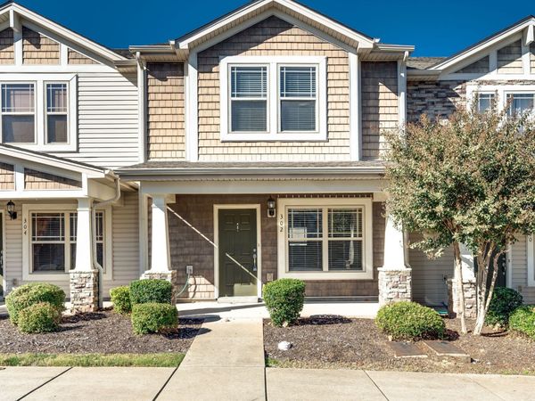 735 Tulip Grove Rd, Unit 302, Hermitage, TN 37076