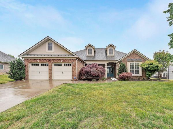 229 Mountain Brook DR NE, Roanoke, VA 24012