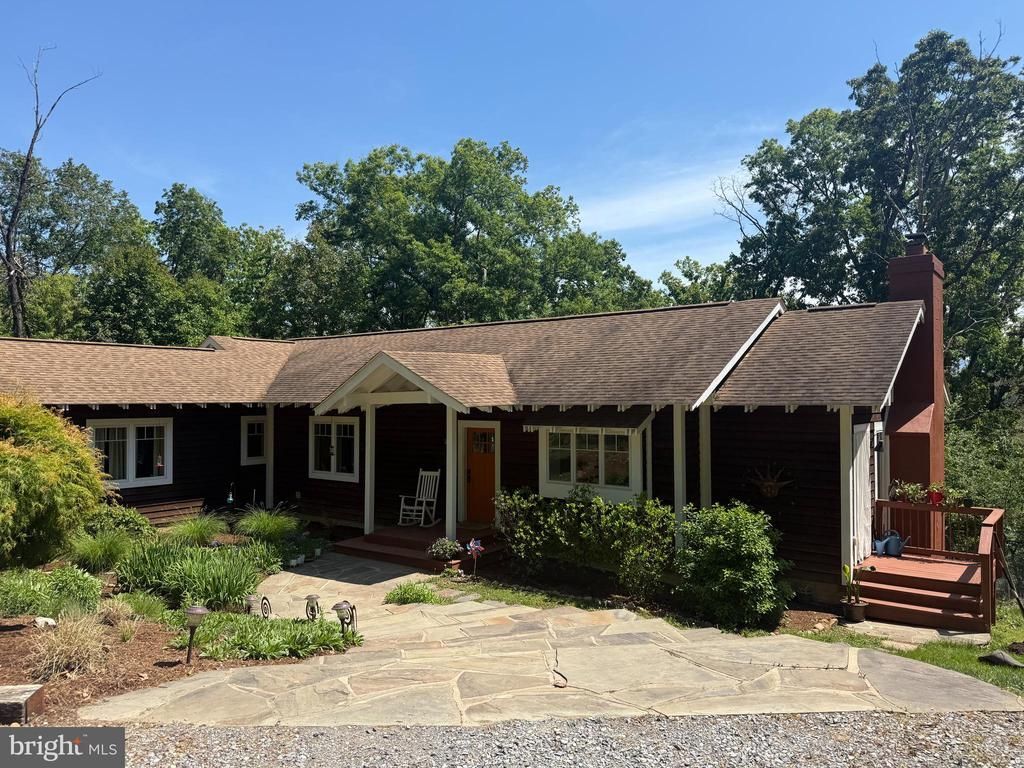 801 WOODSIDE DRIVE, RILEYVILLE, VA 22650