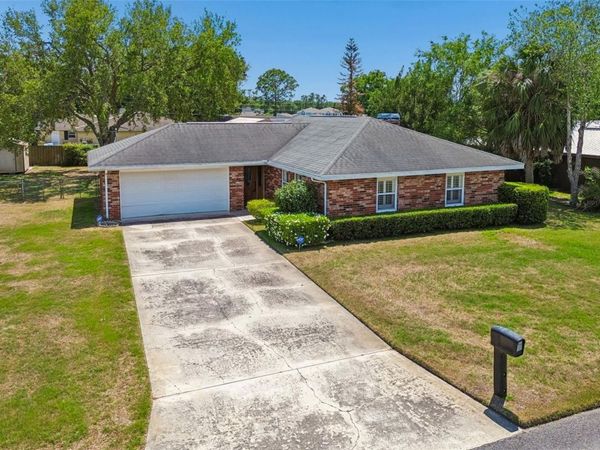 317 GREENWOODS DRIVE , LAKELAND, FL 33813