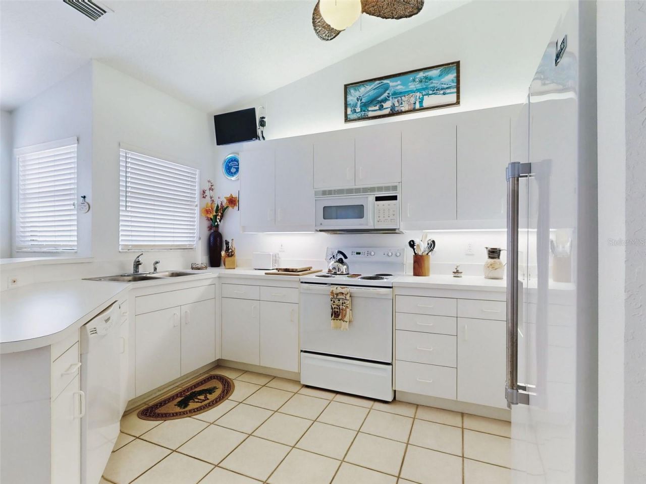 437 Bouchelle Drive, Unit 201, New Smyrna Beach, FL 32169 Photo