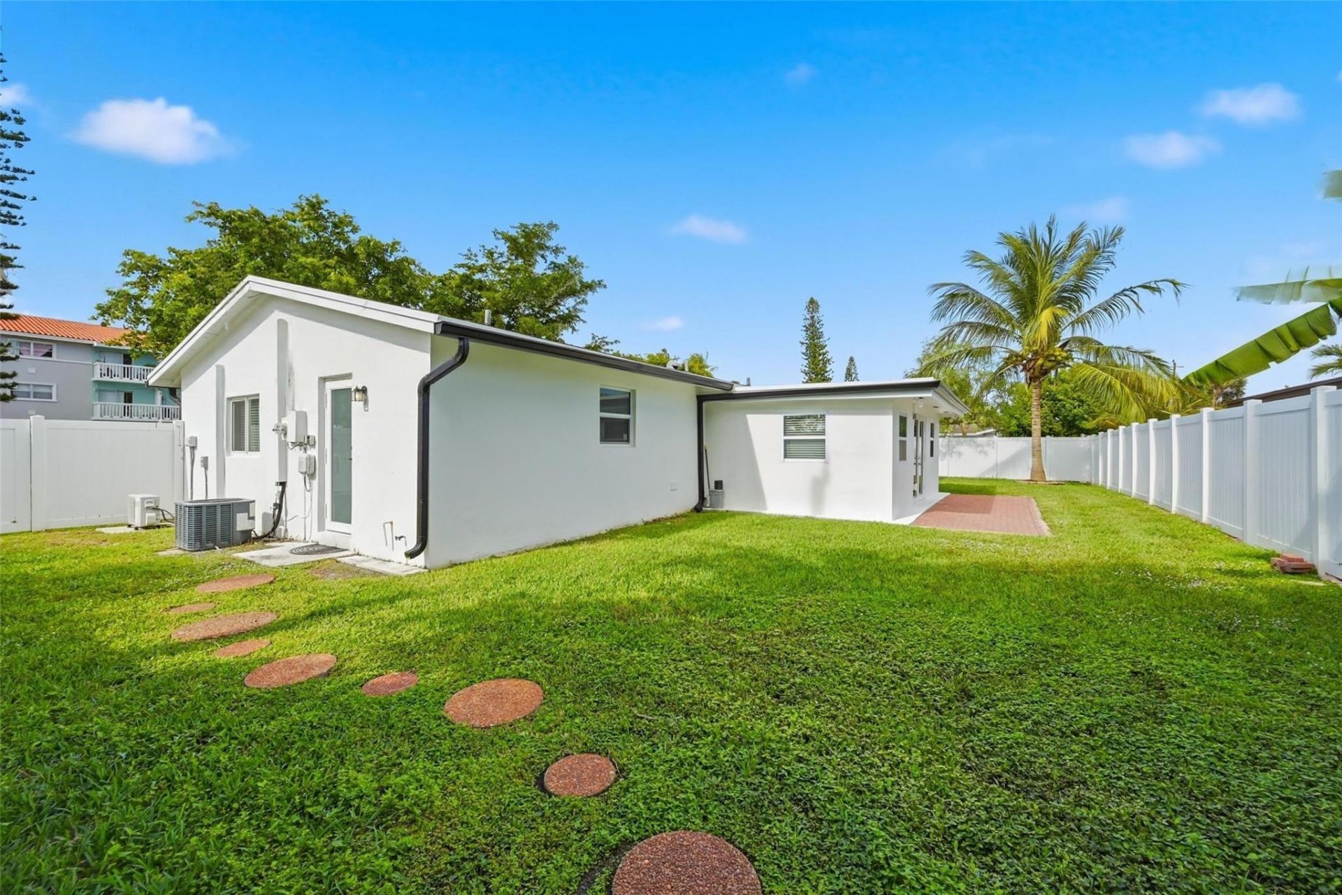 1400 SE 8th Avenue, Deerfield Beach, FL 33441 Photo