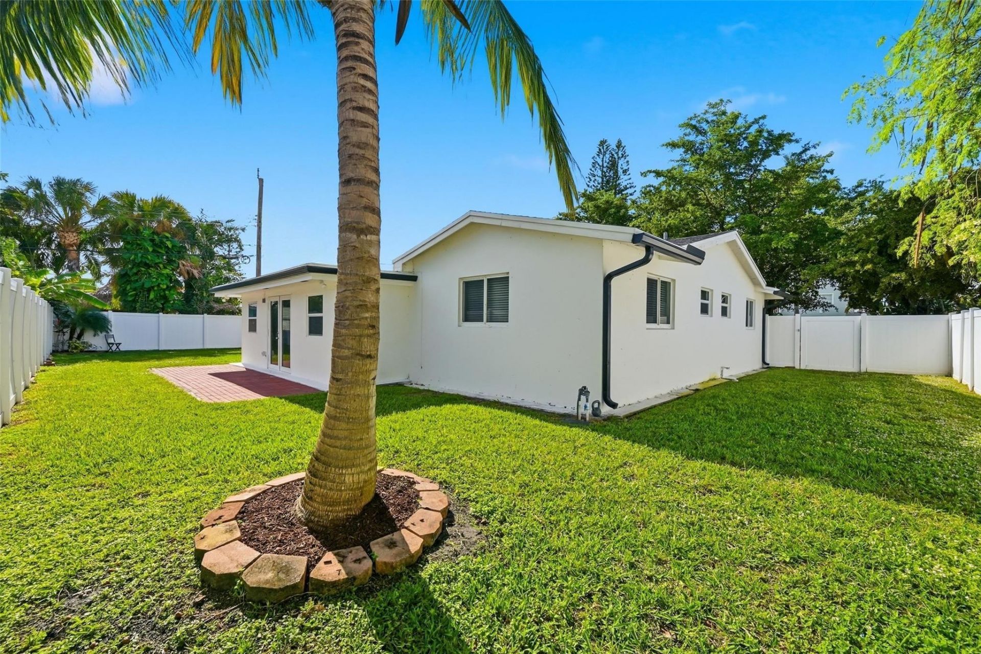 1400 SE 8th Avenue, Deerfield Beach, FL 33441 Photo
