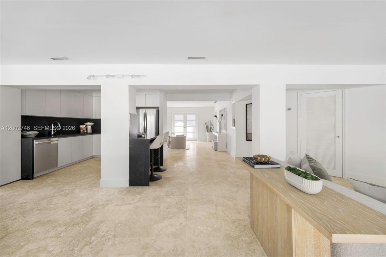 255 Ridgewood Rd , Key Biscayne, FL 33149 Photo