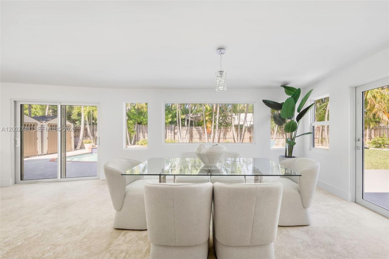 255 Ridgewood Rd , Key Biscayne, FL 33149 Photo