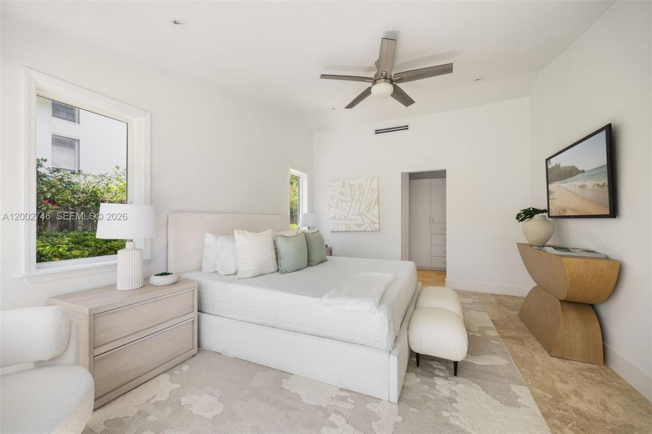 255 Ridgewood Rd , Key Biscayne, FL 33149 Photo