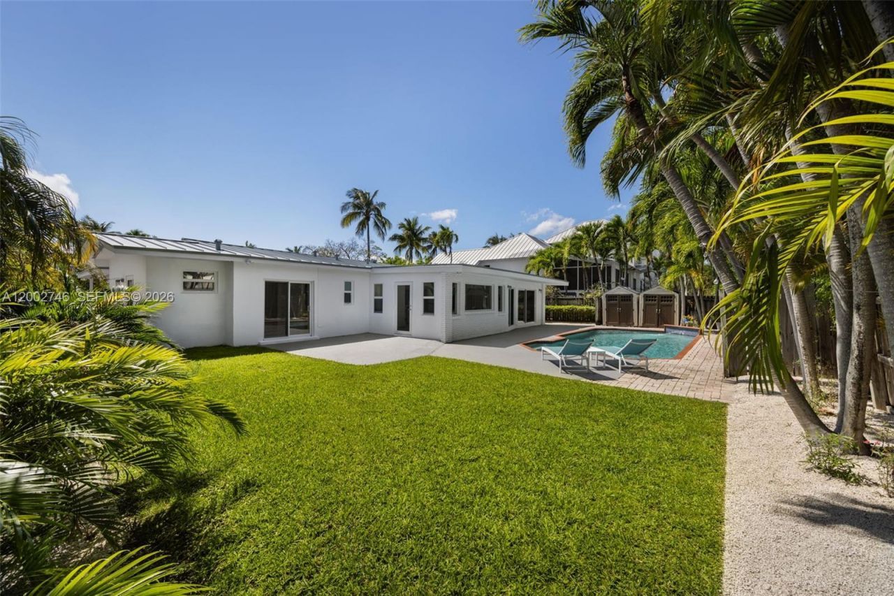 255 Ridgewood Rd , Key Biscayne, FL 33149 Photo