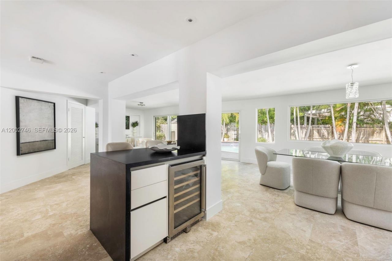 255 Ridgewood Rd , Key Biscayne, FL 33149 Photo