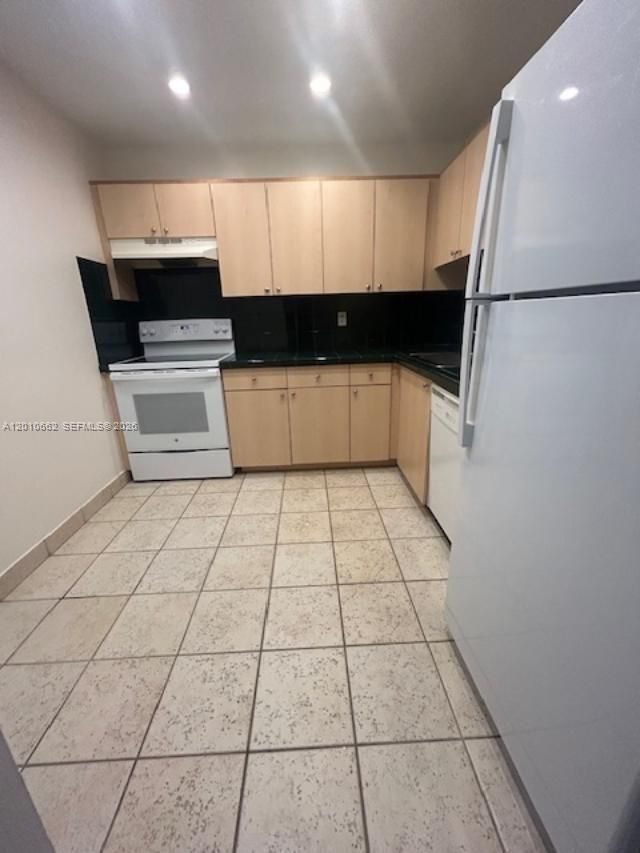 7740 Camino Real , Unit G-306, Miami, FL 33143 Photo