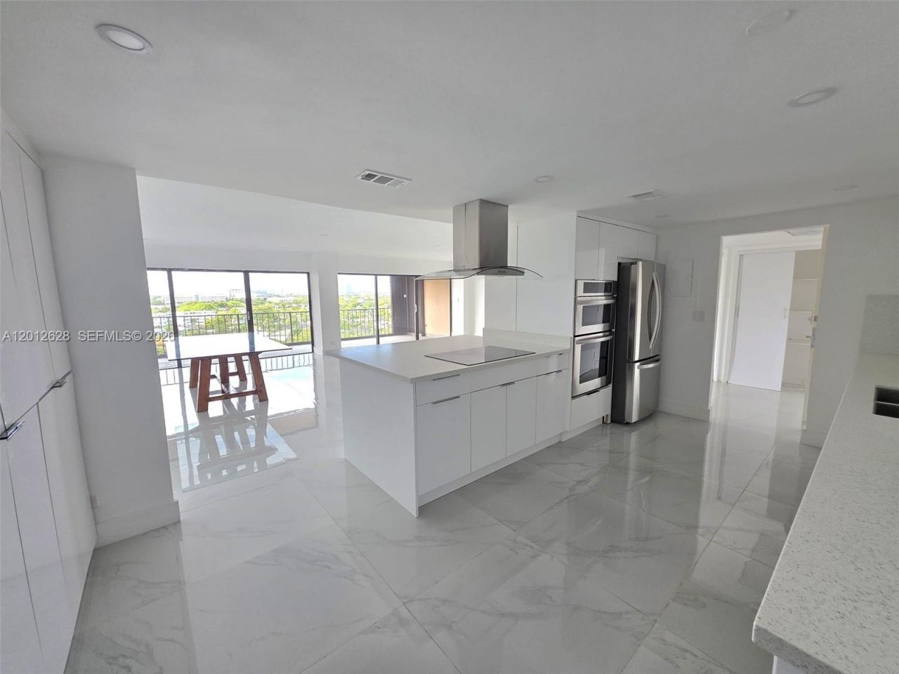 1800 NE 114th St, Unit 1101, Miami, FL 33181 Photo