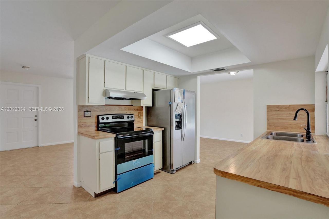 12212 NW 31st Dr , Coral Springs, FL 33065 Photo