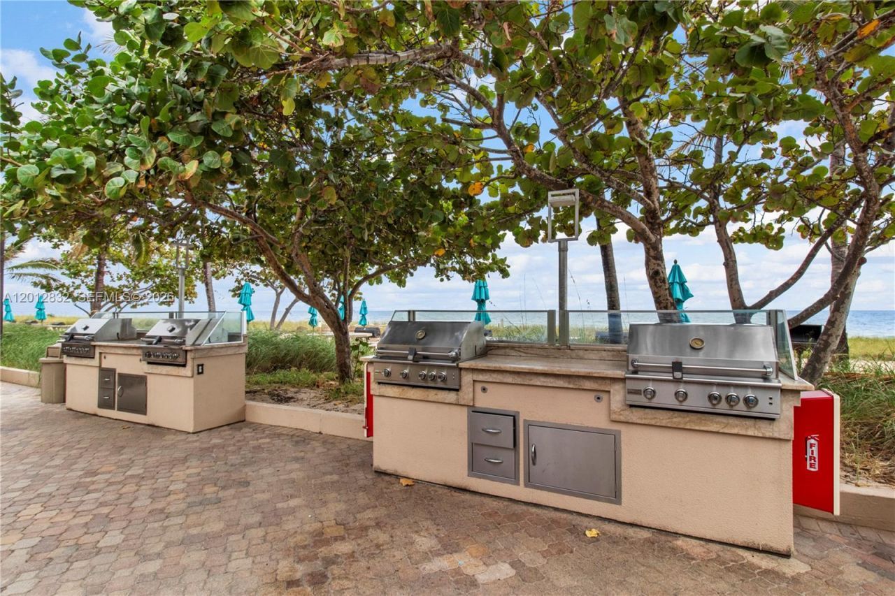 4900 N Ocean Blvd , Unit 705, Lauderdale by the Sea, FL 33308 Photo