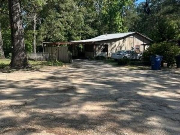 431 Fort , Leesville, LA 71446