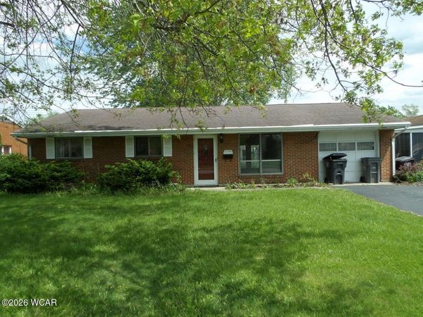 2104 Virginia Avenue, Lima, OH 45801