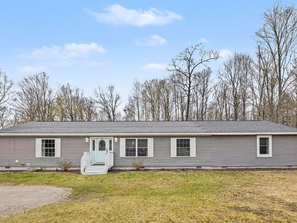 2156 E Mullett Lake Road, Indian River, MI 49749