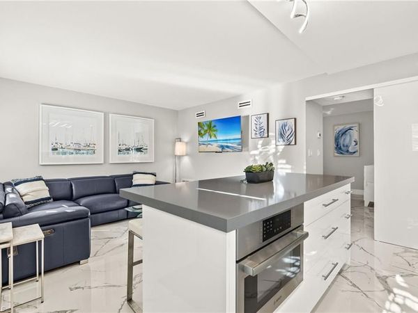 980 7th AVE S, Unit 109, NAPLES, FL 34102