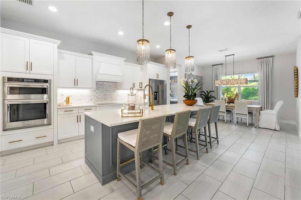 14212 Laguna Springs Ln, Naples, FL 34114 Photo