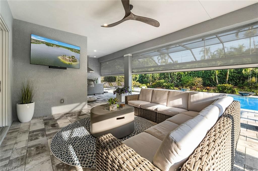 14212 Laguna Springs Ln, Naples, FL 34114 Photo