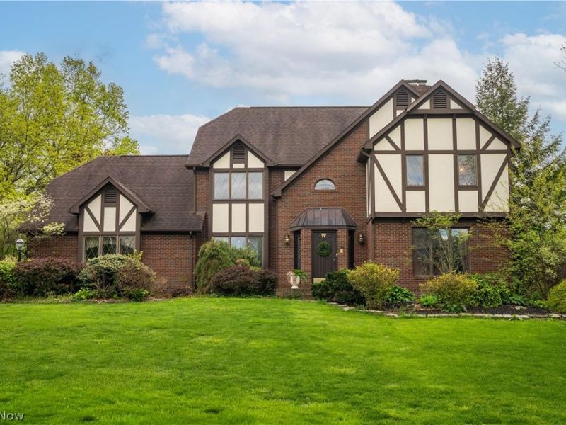 6974 Militia Hill Street NW, Canton, OH 44718 Photo 1
