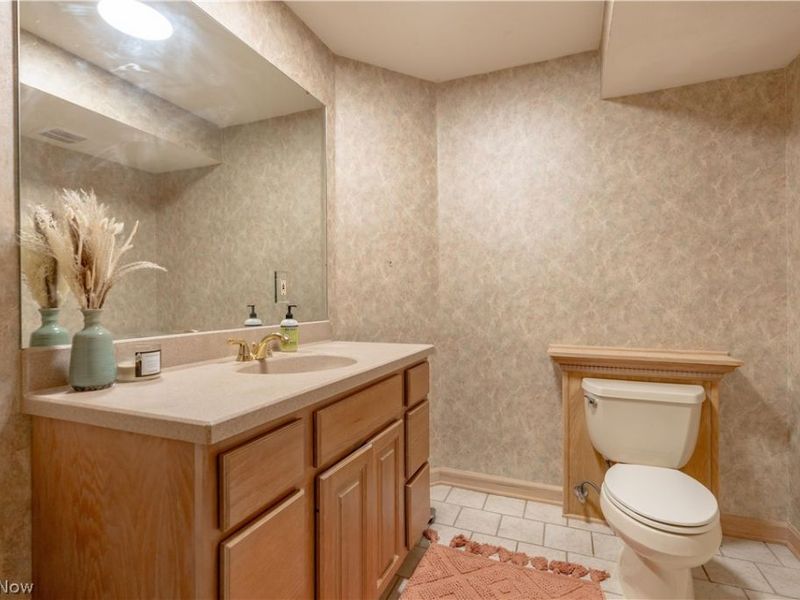 6974 Militia Hill Street NW, Canton, OH 44718 Photo 26